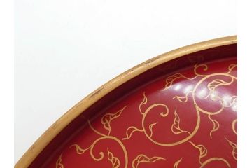 輪島塗　蒔絵　朱塗　雅な佇まいの丸盆2枚セット(お盆、トレイ、トレー、金彩、花唐草、漆器、漆芸)(R-081351)