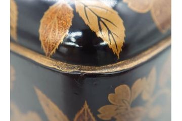 明治期　時代物　蒔絵　漆器　優美で上品な雰囲気の手箱(桜?、花、金彩、木製、漆芸、漆器、文箱、収納箱、手許箱、紐付き)(R-081352)