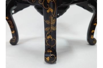 江戸〜明治期　蒔絵　松唐草　火箸　華やかな気品を感じる大名火鉢(木製、漆芸、猫脚、手あぶり)(R-081353)