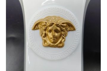 VERSACE(ヴェルサーチェ)　Rosenthal(ローゼンタール)　メデューサ　独創的なデザインが魅力の花瓶(ゴルゴナ、フラワーベース、花器、花入、花生、金彩、共箱付き、袋付き)(R-081354)