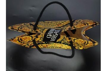 VERSACE(ヴェルサーチェ)　Rosenthal(ローゼンタール)　メデューサ　独創的なデザインが魅力の花瓶(ゴルゴナ、フラワーベース、花器、花入、花生、金彩、共箱付き、袋付き)(R-081354)