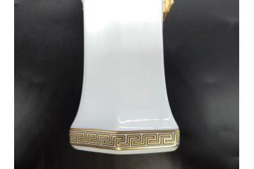 VERSACE(ヴェルサーチェ)　Rosenthal(ローゼンタール)　メデューサ　洗練されたデザインが美しい花瓶(ゴルゴナ、フラワーベース、花器、花入、花生、金彩、共箱付き、袋付き)(R-081355)