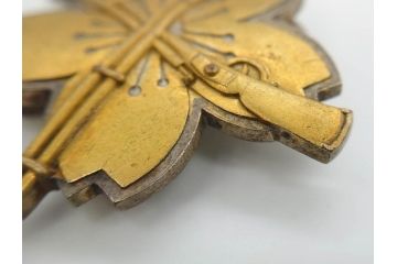 当時物　旧日本軍　陸軍　小銃射撃徽章　徽章2点セット(勲章、ミリタリー、軍隊、軍物、バッチ、バッジ、木箱付き)(R-081358)