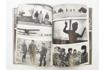 1983年　モンゴル?　ロシア?　写真集(青年団、共産主義青年同盟、コムソモール、カザフ・ソビエト社会主義共和国、レーニン、アンドロポフ、資料、写真帳、古本)(R-081360)