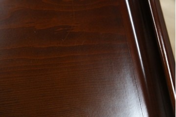 中古　美品　重厚感ある金具が魅力的なキャビネット　(R-081366)