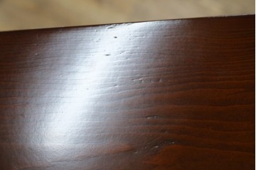 中古　美品　重厚感ある金具が魅力的なキャビネット　(R-081366)