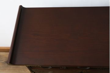 中古　美品　重厚感ある金具が魅力的なキャビネット(サイドキャビネット、サイドテーブル、箪笥、収納棚、戸棚)(R-081366)