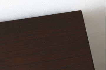 和製アンティーク　高級指物家具　前面桑材　天板側面槐(えんじゅ)材　引き出し9杯　収納力抜群!落ち着きのある色味の引き出し箪笥(チェスト、サイドチェスト、収納箪笥、和タンス)(R-081367)