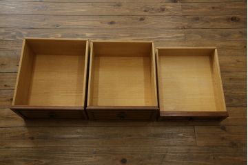 中古　DREXEL HERITAGE(ドレクセルヘリテイジ)　上品な佇まいが魅力のマホガニー材製サイドボード(サイドチェスト、引き出し)(定価約70万円)(R-081369)
