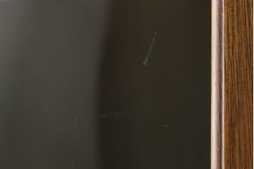 イギリスアンティーク　美品!!　高級品　上手物!!　マホガニー材の美しい杢目が目を引く!凝った作り込みの脚付きサイドボード(キャビネット、収納棚、戸棚、飾り棚、英国)(R-081370)