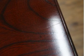 中古　美品　田中家具　重厚感ある佇まいが魅力的な二本松欅箪笥(和タンス、整理箪笥、衣装箪笥、サイドボード、引き出し)(R-081371)
