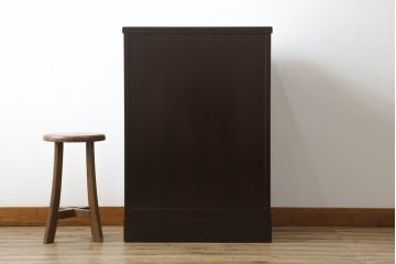 中古　美品　田中家具　重厚感ある佇まいが魅力的な二本松欅箪笥(和タンス、整理箪笥、衣装箪笥、サイドボード、引き出し)(R-081371)