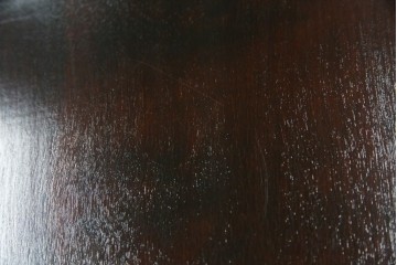 中古　美品　松本民芸家具　高山式　直線的なデザインが洗練された雰囲気を醸し出す金具付きタンス　定価約50万円　(R-081372)