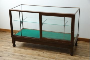 イギリスアンティーク　シンプルなデザインが取り入れやすいカウンターガラスケース(Gケース、ショーケース、ディスプレイケース、コレクションケース、飾り棚、収納棚、戸棚、陳列棚、店舗什器、英国)(R-081373)