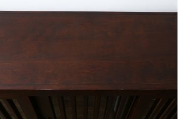 中古　美品　和光　NEW北樹　希少な廃番品　三枚引き戸の縦格子が和の雰囲気をより一層引き立てる水屋箪笥サイドボード(下駄箱、靴箱、収納棚、戸棚、玄関収納)(R-081375)