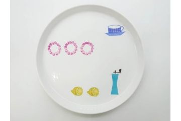 ビンテージ　スウェーデン　GUSTAVSBERG(グスタフスベリ)　DOMINO(ドミノ)　アッシュトレイ　PYNTA(ピンタ)　表情豊かなデザインが目を引くプレート2枚セット(花、フラワー、ヴィンテージ、Stig Lindberg、スティグ・リンドベリ、中皿、大皿、洋食器、北欧)(R-081393)