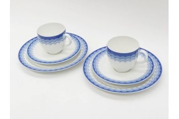 ビンテージ　ドイツ　Arzberg(アルツベルグ)　可憐な佇まいのトリオ2客セット(ヴィンテージ、カップ&ソーサー、S&C、プレート、碗皿、中皿、洋食器)(R-081394)