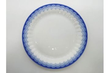 ビンテージ　ドイツ　Arzberg(アルツベルグ)　可憐な佇まいのトリオ2客セット(ヴィンテージ、カップ&ソーサー、S&C、プレート、碗皿、中皿、洋食器)(R-081394)