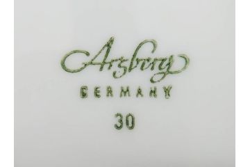 ビンテージ　ドイツ　Arzberg(アルツベルグ)　可憐な佇まいのトリオ2客セット(ヴィンテージ、カップ&ソーサー、S&C、プレート、碗皿、中皿、洋食器)(R-081394)