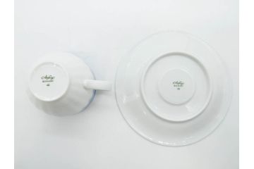 ビンテージ　ドイツ　Arzberg(アルツベルグ)　可憐な佇まいのトリオ2客セット(ヴィンテージ、カップ&ソーサー、S&C、プレート、碗皿、中皿、洋食器)(R-081394)