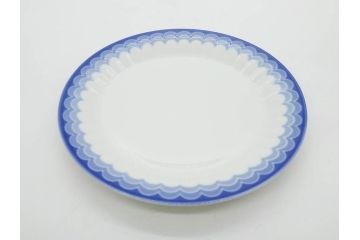 ビンテージ　ドイツ　Arzberg(アルツベルグ)　可憐な佇まいのトリオ2客セット(ヴィンテージ、カップ&ソーサー、S&C、プレート、碗皿、中皿、洋食器)(R-081394)