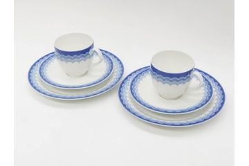 ビンテージ　ドイツ　Arzberg(アルツベルグ)　清楚な雰囲気が魅力のトリオ2客セット(ヴィンテージ、カップ&ソーサー、S&C、プレート、碗皿、中皿、洋食器)(R-081395)