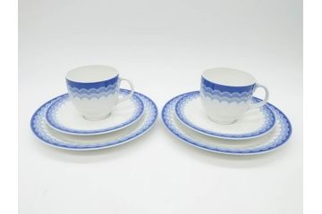 ビンテージ　ドイツ　Arzberg(アルツベルグ)　清楚な雰囲気が魅力のトリオ2客セット(ヴィンテージ、カップ&ソーサー、S&C、プレート、碗皿、中皿、洋食器)(R-081395)