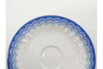 ビンテージ　ドイツ　Arzberg(アルツベルグ)　清楚な雰囲気が魅力のトリオ2客セット(ヴィンテージ、カップ&ソーサー、S&C、プレート、碗皿、中皿、洋食器)(R-081395)