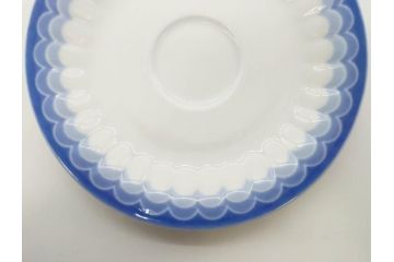 ビンテージ　ドイツ　Arzberg(アルツベルグ)　清楚な雰囲気が魅力のトリオ2客セット(ヴィンテージ、カップ&ソーサー、S&C、プレート、碗皿、中皿、洋食器)(R-081395)