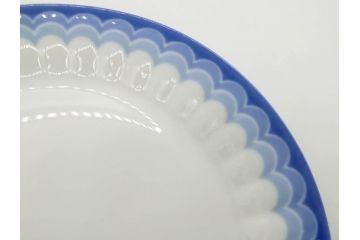 ビンテージ　ドイツ　Arzberg(アルツベルグ)　清楚な雰囲気が魅力のトリオ2客セット(ヴィンテージ、カップ&ソーサー、S&C、プレート、碗皿、中皿、洋食器)(R-081395)
