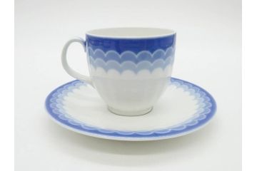 ビンテージ　ドイツ　Arzberg(アルツベルグ)　清楚な雰囲気が魅力のトリオ2客セット(ヴィンテージ、カップ&ソーサー、S&C、プレート、碗皿、中皿、洋食器)(R-081395)