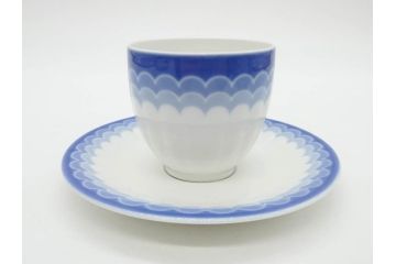 ビンテージ　ドイツ　Arzberg(アルツベルグ)　清楚な雰囲気が魅力のトリオ2客セット(ヴィンテージ、カップ&ソーサー、S&C、プレート、碗皿、中皿、洋食器)(R-081395)