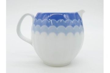 ビンテージ　ドイツ　Arzberg(アルツベルグ)　優美なフォルムが見事なティーポット&クリーマー&シュガーポットセット(ミルクジャー、ミルクポット、ボンボン入れ、洋食器)(R-081396)