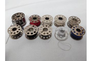 アンティーク　ビンテージ　SINGER(シンガー)　手回し　上品な雰囲気のミシン(卓上、ハンドクラフト、手工芸、鍵付き、収納ケース付き)(R-081402)