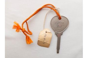 アンティーク　ビンテージ　SINGER(シンガー)　手回し　上品な雰囲気のミシン(卓上、ハンドクラフト、手工芸、鍵付き、収納ケース付き)(R-081402)