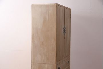 中古　伝統工芸品　気品漂う佇まいが魅力的な加茂総桐箪笥・上段(胴厚、総桐たんす、着物タンス、衣装箪笥、サイドボード、サイドキャビネット)(R-081403)