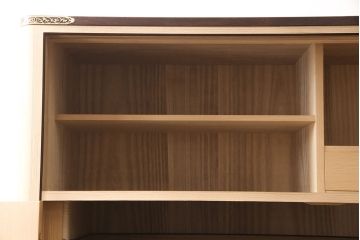 中古　美品　大阪泉州　衣装盆付き　黒檀のアクセントが粋な雰囲気を醸し出す総桐箪笥(桐たんす、衣装箪笥、着物箪笥、引き出し)(R-081410)