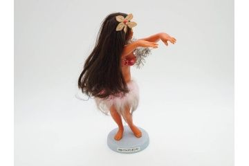 常磐ハワイアンセンター　フラガール　ハワイアンズ　高さ 約28cm　どこか懐かしさを感じる人形(ソフビ、フラダンス、踊り、女性、置物)(R-081417)