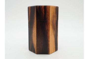 黒柿材　八角　杢目を生かしたデザインが目を引く茶筒(棗、茶入れ、茶器、煎茶、茶道具、木製)(R-081418)
