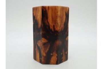 黒柿材　八角　杢目を生かしたデザインが目を引く茶筒(棗、茶入れ、茶器、煎茶、茶道具、木製)(R-081418)