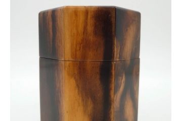 黒柿材　八角　杢目を生かしたデザインが目を引く茶筒(棗、茶入れ、茶器、煎茶、茶道具、木製)(R-081418)