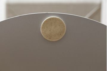 中古　短期展示品　美品　Cassinaixc.(カッシーナイクスシー)　Boomerang(ブーメラン)　シンプルで上品な佇まいが魅力のカウンターチェア(回転椅子、ハイチェア、アームレスチェア、店舗什器)(R-081431)