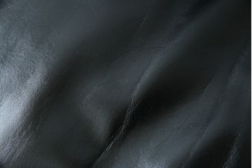 中古　リプロダクト品　Cassina(カッシーナ)　MARALUNGA(マラルンガ)　本革(レザー)　ブラックカラーが高級感を高める3人掛けソファ(三人掛け、3Pソファ)(R-081433)