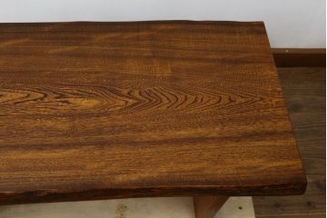 中古　極美品!!　岩手岩泉・純木家具　栓材　漆塗り　木の温もり溢れる一枚板のローテーブル(センターテーブル、リビングテーブル)(R-081435)