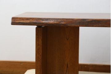 中古　極美品!!　岩手岩泉・純木家具　栓材　漆塗り　木の温もり溢れる一枚板のローテーブル(センターテーブル、リビングテーブル)(R-081435)