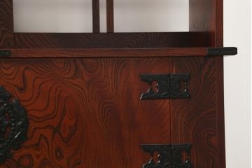 中古　美品　岩谷堂箪笥　和モダンな空間づくりにおすすめの飾り棚(陳列棚、収納棚、戸棚、茶棚)(R-081438)