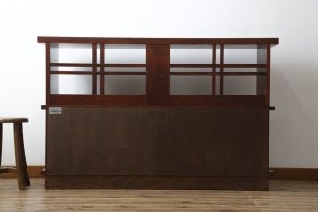 中古　美品　岩谷堂箪笥　和モダンな空間づくりにおすすめの飾り棚(陳列棚、収納棚、戸棚、茶棚)(R-081438)