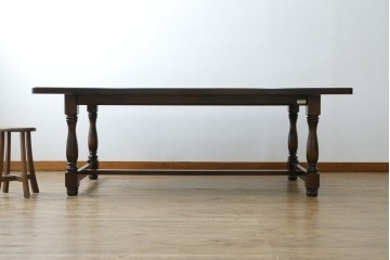 中古　特大サイズ　希少な廃番品　北海道民芸家具　洗練されたデザインが魅力のダイニングテーブル　(R-081440)