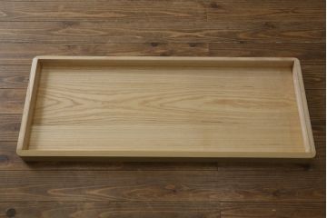 中古　珍しいデザイン　引き出し7杯付き　光彦刻　彫刻入りの金具と凛とした佇まいが魅力的な加茂総桐箪笥(胴厚、四方丸、総桐たんす、和タンス、収納箪笥、衣装箪笥、着物箪笥)(定価推定150万円)(R-081441)