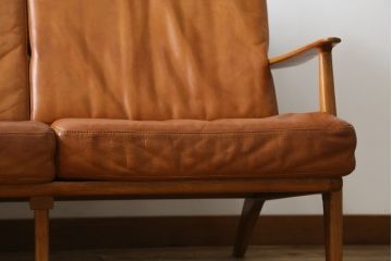 中古　美品　希少な廃番品　ACME Furniture(アクメファニチャー)　DELMAR(デルマー)　使い込まれた本革(レザー)がヴィンテージスタイルによく馴染む3人掛けソファ(三人掛けソファ、3P、トリプルソファ)(定価約30万円)(R-081448)